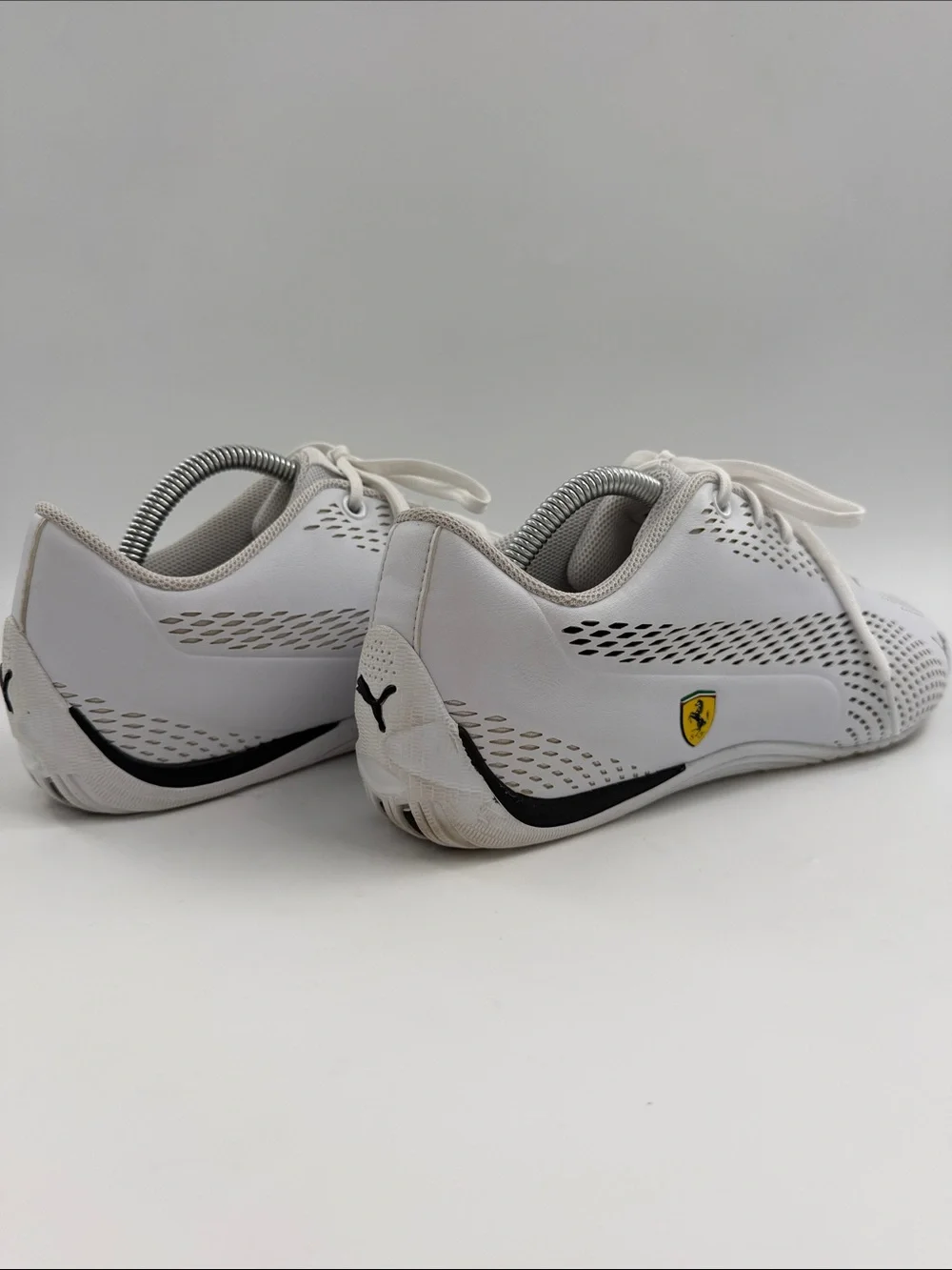 Scuderia Ferrari x Puma Drift Cat 5 Ultra 2 'White' (Style Code: 306422-04) M-10